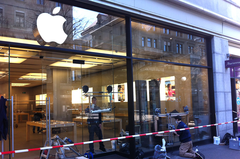 vetrox, glaskratzer, glaskratzer entfernen, glaskratzerentfernung, scratching, graffiti, glass doc, glassanierung, verkratztes glas